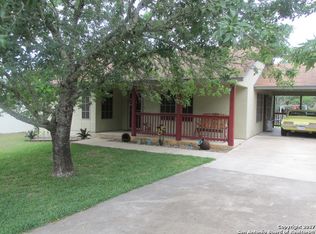 212 View Point Dr W, Boerne, TX 78006