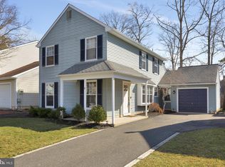 11 Woodvale Dr, Atco, NJ 08004
