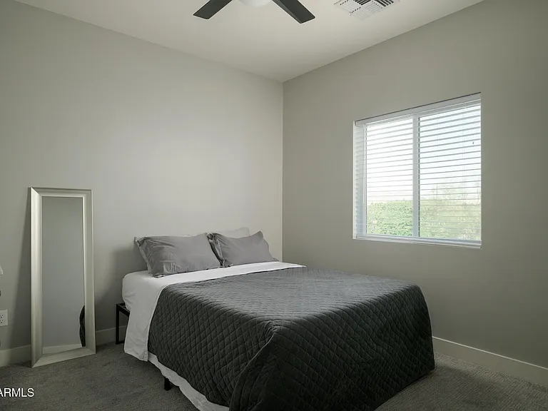2821 N 28th Pl — Photo 20