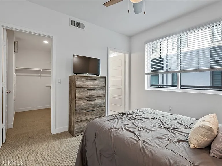 277 Dockside Ln — Photo 12