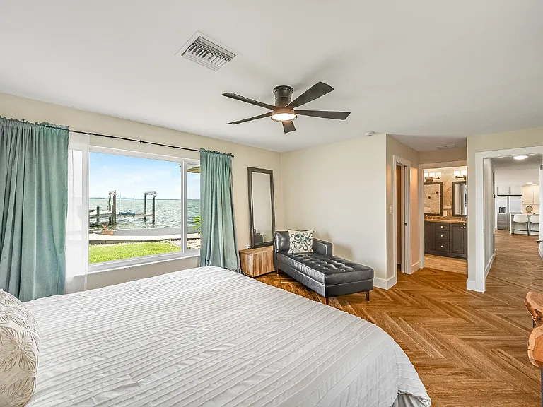 1110 S Banana River Dr — Photo 43