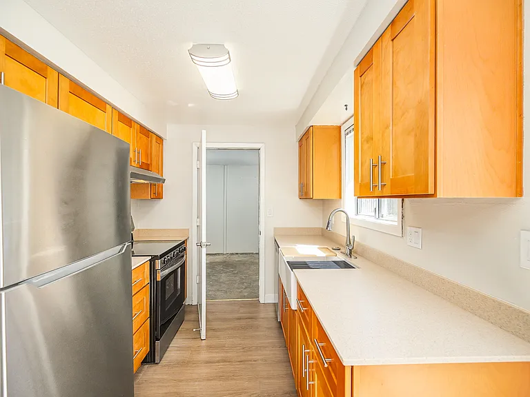 Hopkins Horizon Apartments — Photo 19