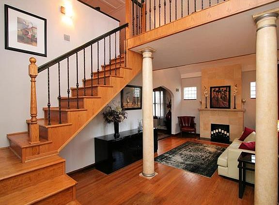 3rd image of 5608 Tholozan Ave