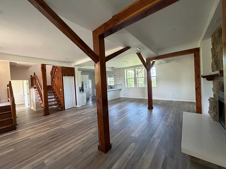 108 Crestview Dr — Photo 51