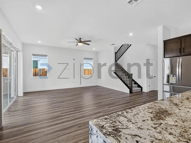 1447 Teak Ave — Photo 13