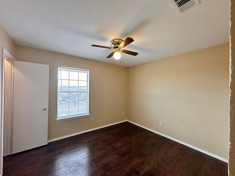 5910 Greengate — Photo 29
