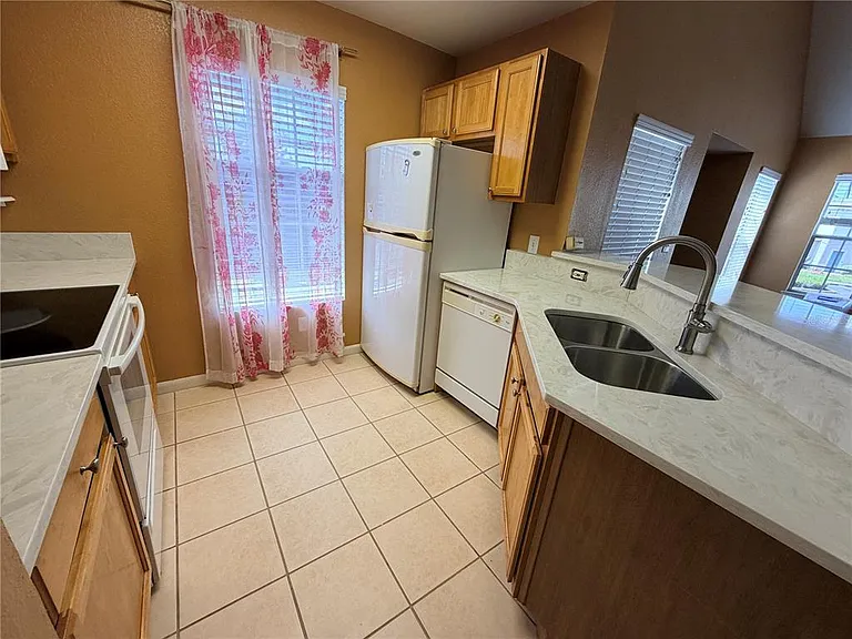 9165 Lee Vista Blvd #108 — Photo 34