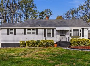 404 Meadowview Dr, Winston Salem, NC 27107