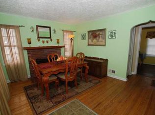 285 Colwick Rd, Gates, NY 14624