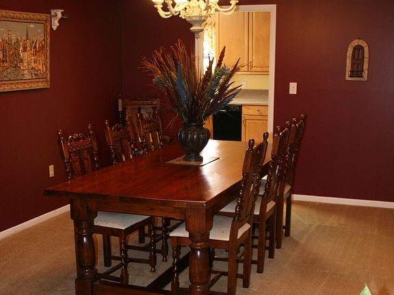 2nd image of 23 Lake Lorraine Cir