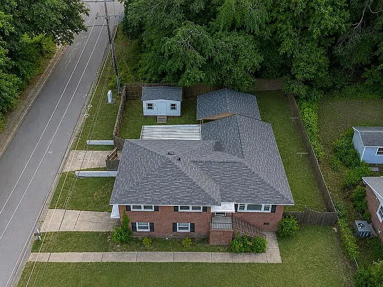 803 Lichfield Rd #A — Photo 2