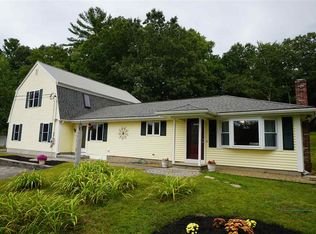 422 Mammoth Rd, Pelham, NH 03076