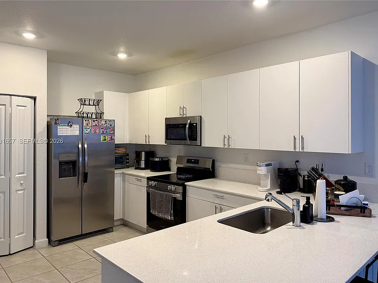 23049 SW 129th Pl — Photo 7