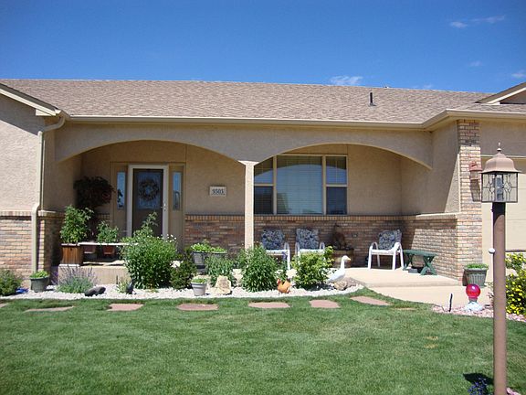 Low maintenance stucco exterior