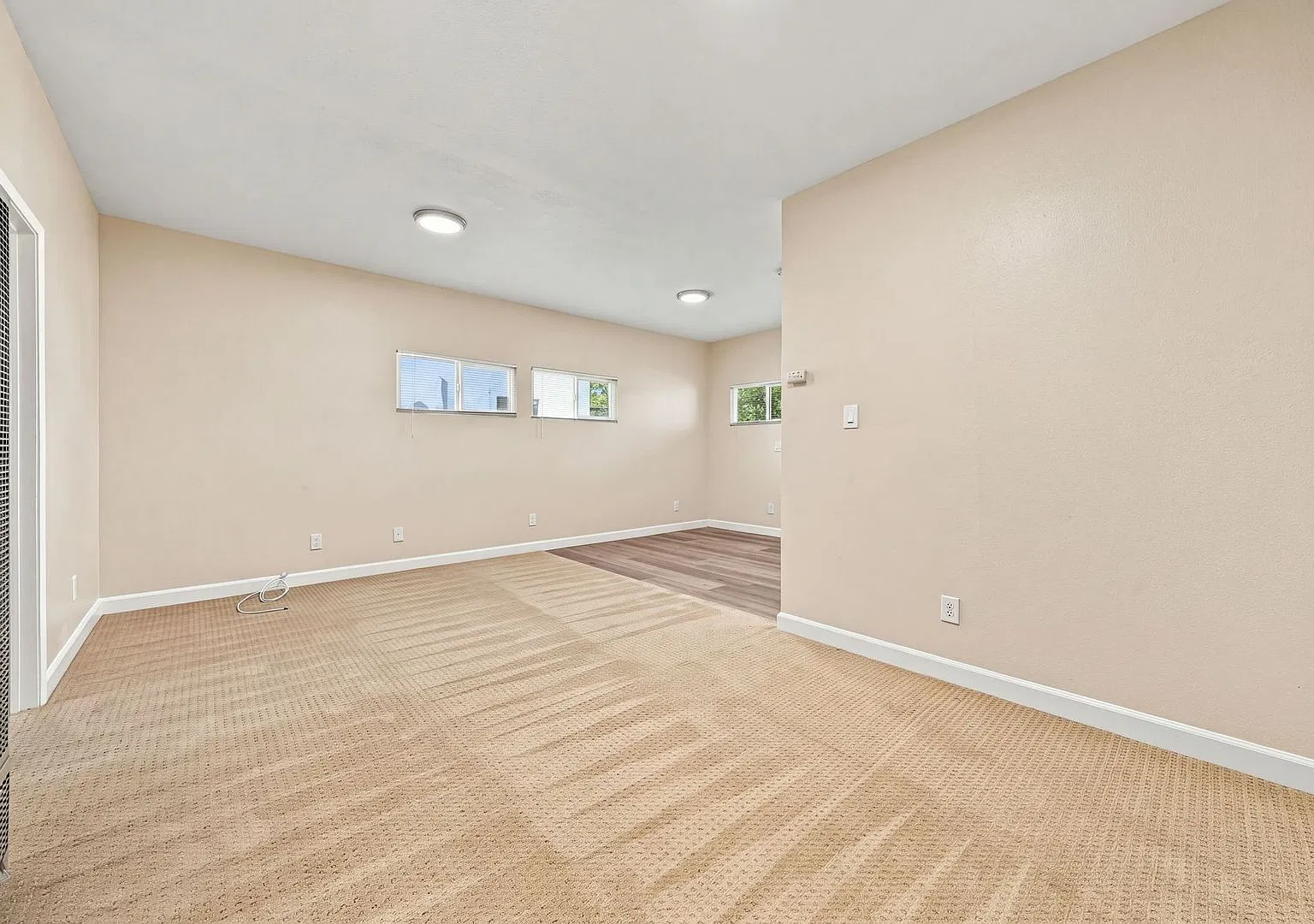 112 W. Adele Street — Photo 4
