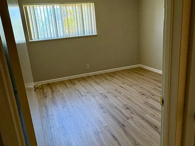 1725 Fillmore St #2 — Photo 9