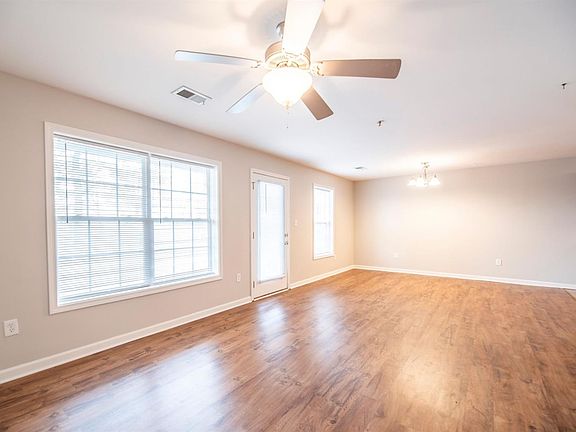 3rd image of 858 Malabu Dr APT 6000
