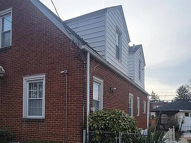 Thumbnail 3 of 3116 Pennwood Rd