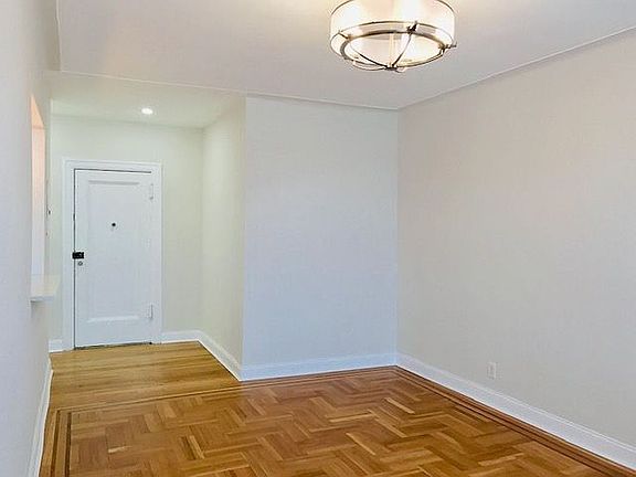 2nd image of 255 79th St #E1e