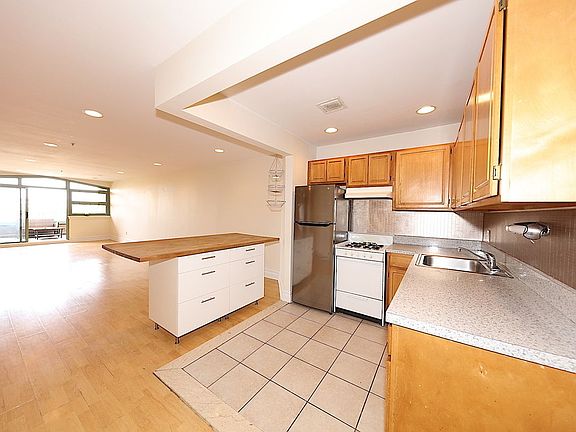 5th image of 19-19 24th Ave #L510