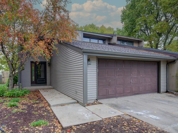 520 Ravinia Dr #520, Shorewood, IL 60404