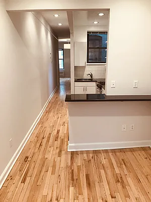Rented by Metropolis Real Estate of Manhattan | media 55