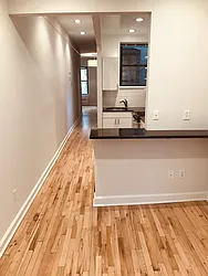 Rented by Metropolis Real Estate of Manhattan