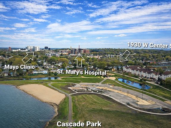 Location close to everything to want.