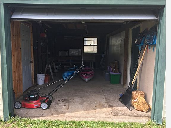 5th image of 11354 Evergreen St