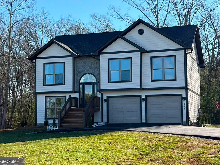 363 Bayside Ln — Photo 1