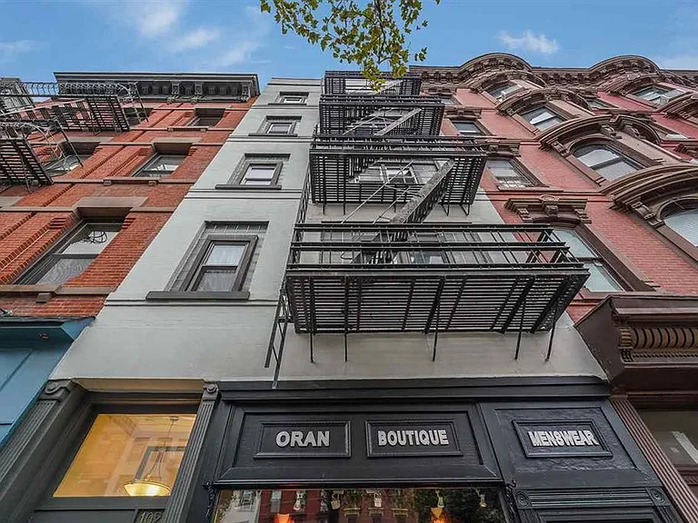 1026 Washington St #5R — Photo 12