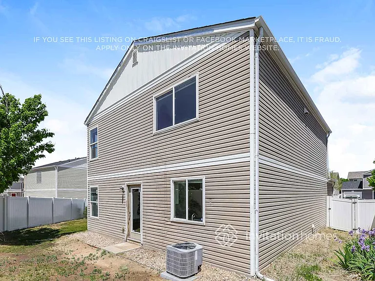 18606 E 45th Pl — Photo 16