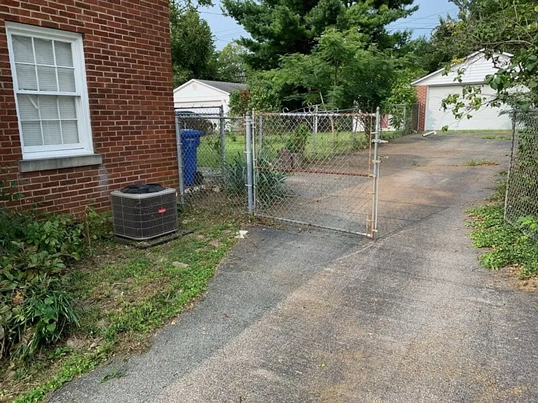 493 Bob O Link Dr #101 — Photo 2