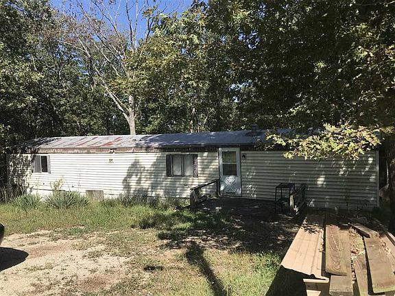 3rd image of 28437 Fairoaks Dr