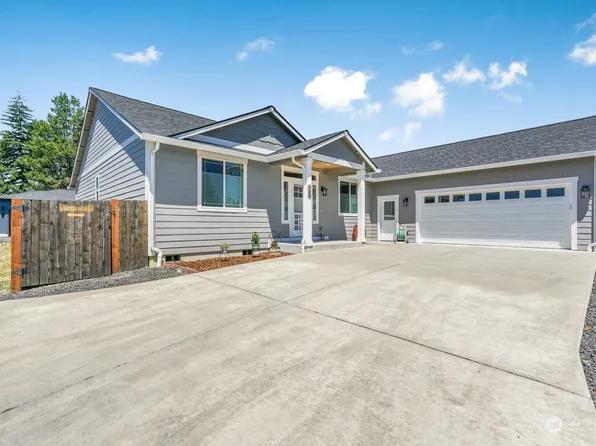 108 Newaukum Village Drive, Chehalis, WA 98532