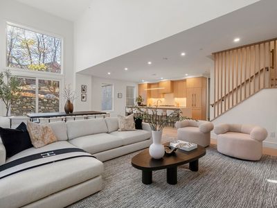 44 Robeson St #44B, Jamaica Plain, MA, 02130