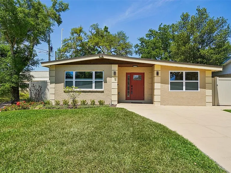 3123 W La Salle St — Photo 1