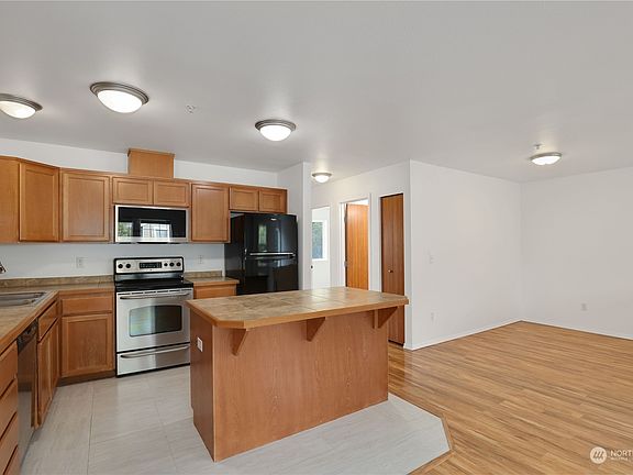 5th image of 1014 109th Street Ct E #45