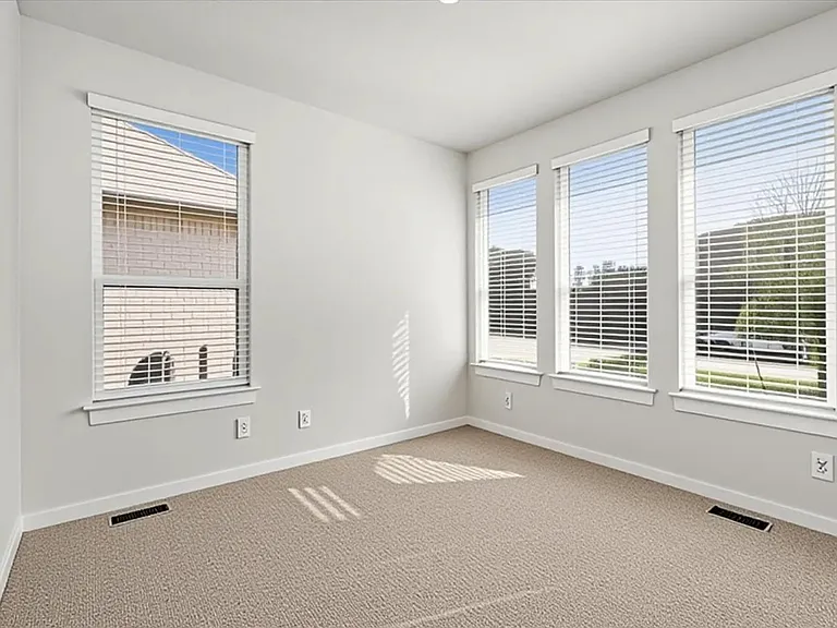 14334 Winema View Ln — Photo 11