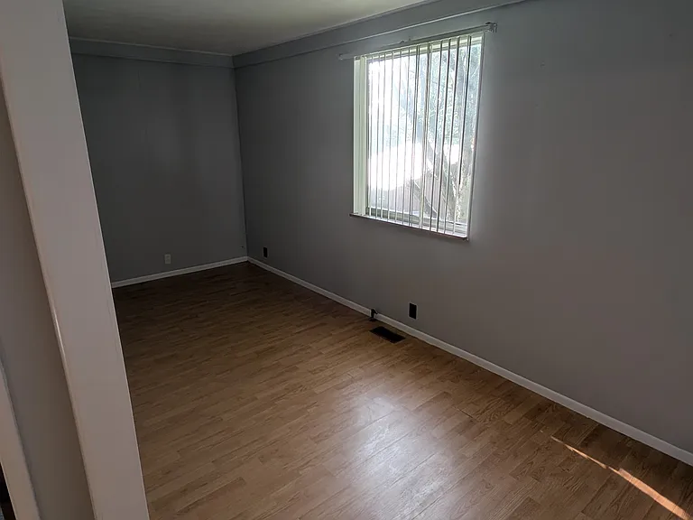 2931 Pennsylvania Ave — Photo 5