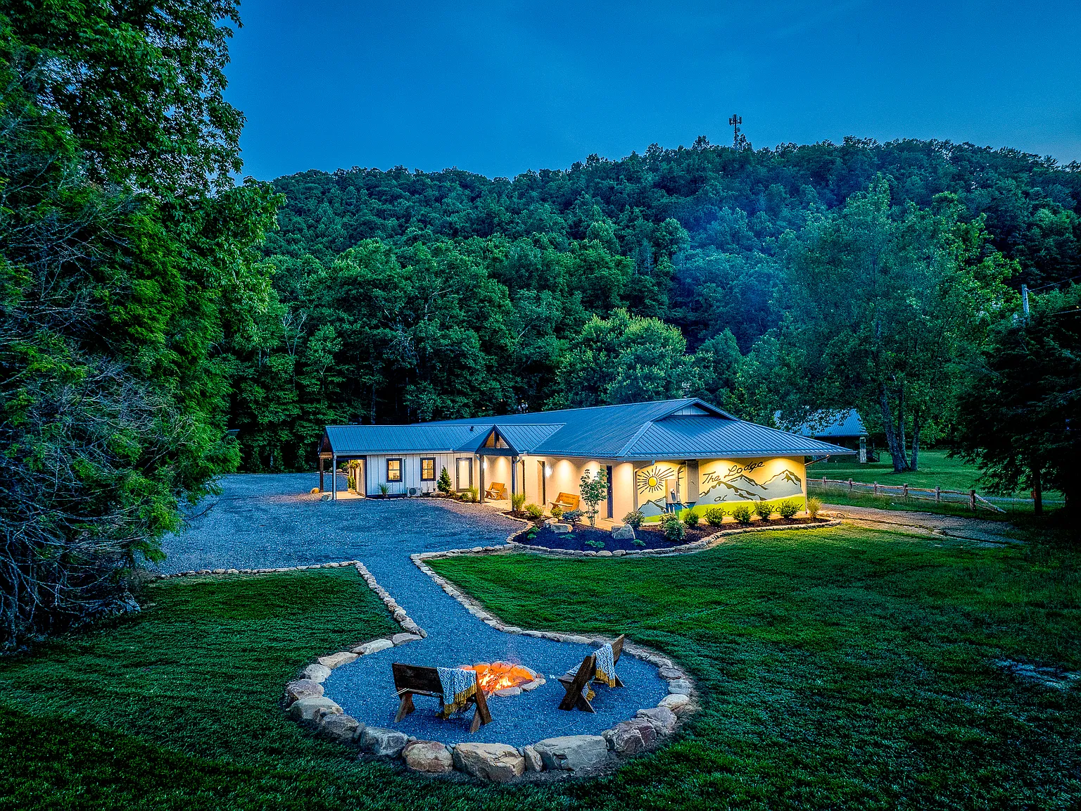 10 bed, 5250 sqft, $60,090 — Photo 1