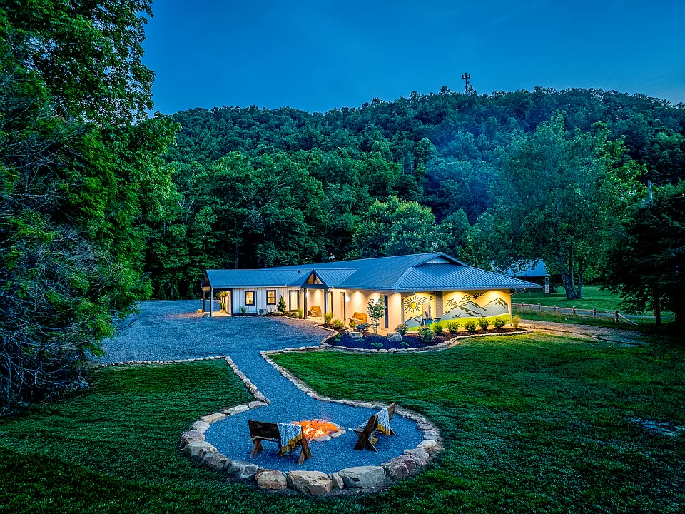 76 S Toe River Rd #5