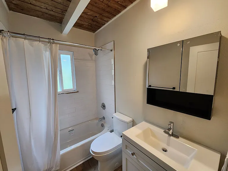 1155 Jay St #A — Photo 10