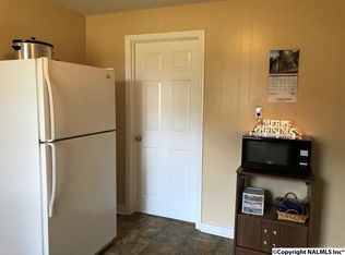 3906 Cornwall Ave, Cedar Bluff, AL 35959