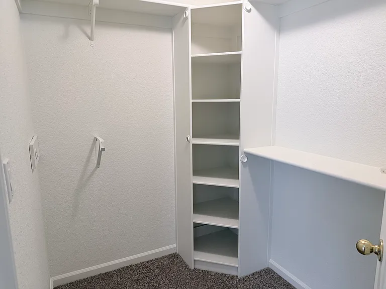 5606 Edgefield Way — Photo 12