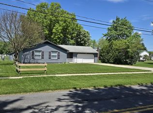 1006 Novak Rd, Grafton, OH 44044