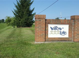 6505 Willow Lake Dr, Greenville, OH 45331
