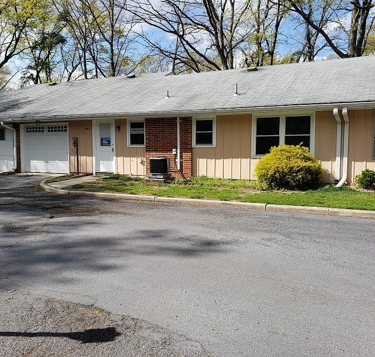1st image of 159C Gramercy Ct