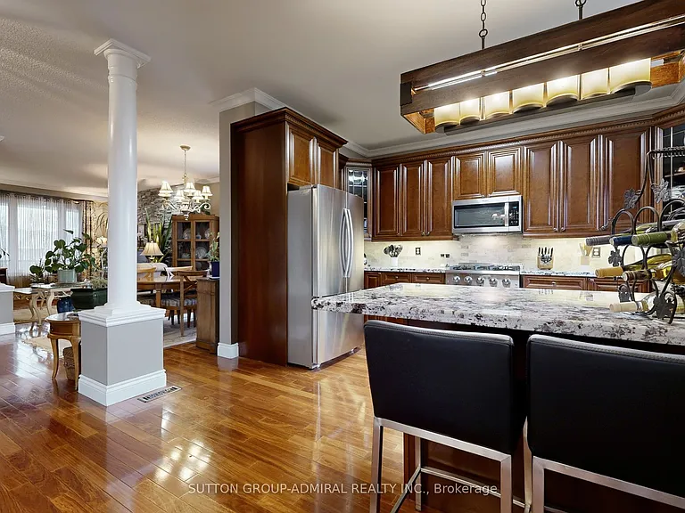 32 Stephanie Ln #UPPER — Photo 17