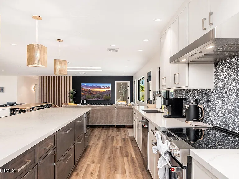 6025 E Charter Oak Rd — Photo 20